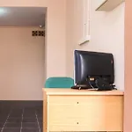 Oyo Life 2583 Kost Anggun